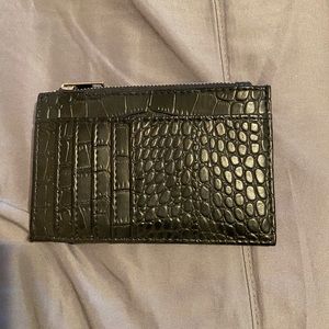 Croc Embossed Purse With Card Holder